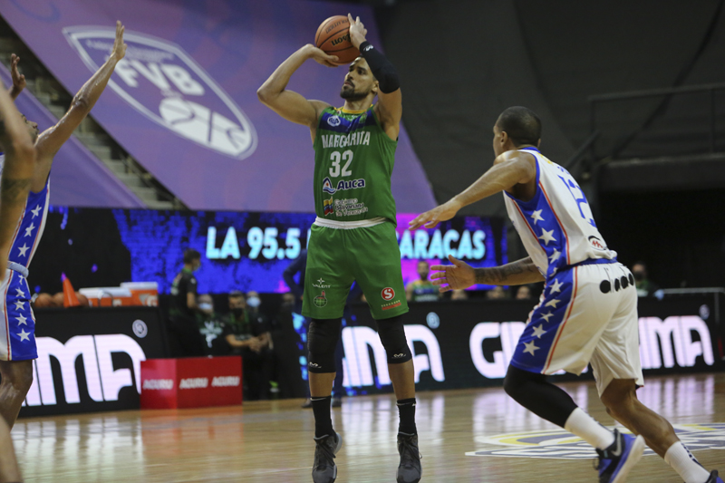 Guaiqueríes picó adelante en la final ante Trotamundos