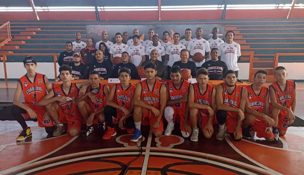 Cangrejeros de Monagas presentó su plantilla